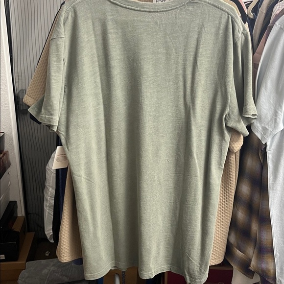 Lucky Brand Green T-Shirt - Picture 3 of 3